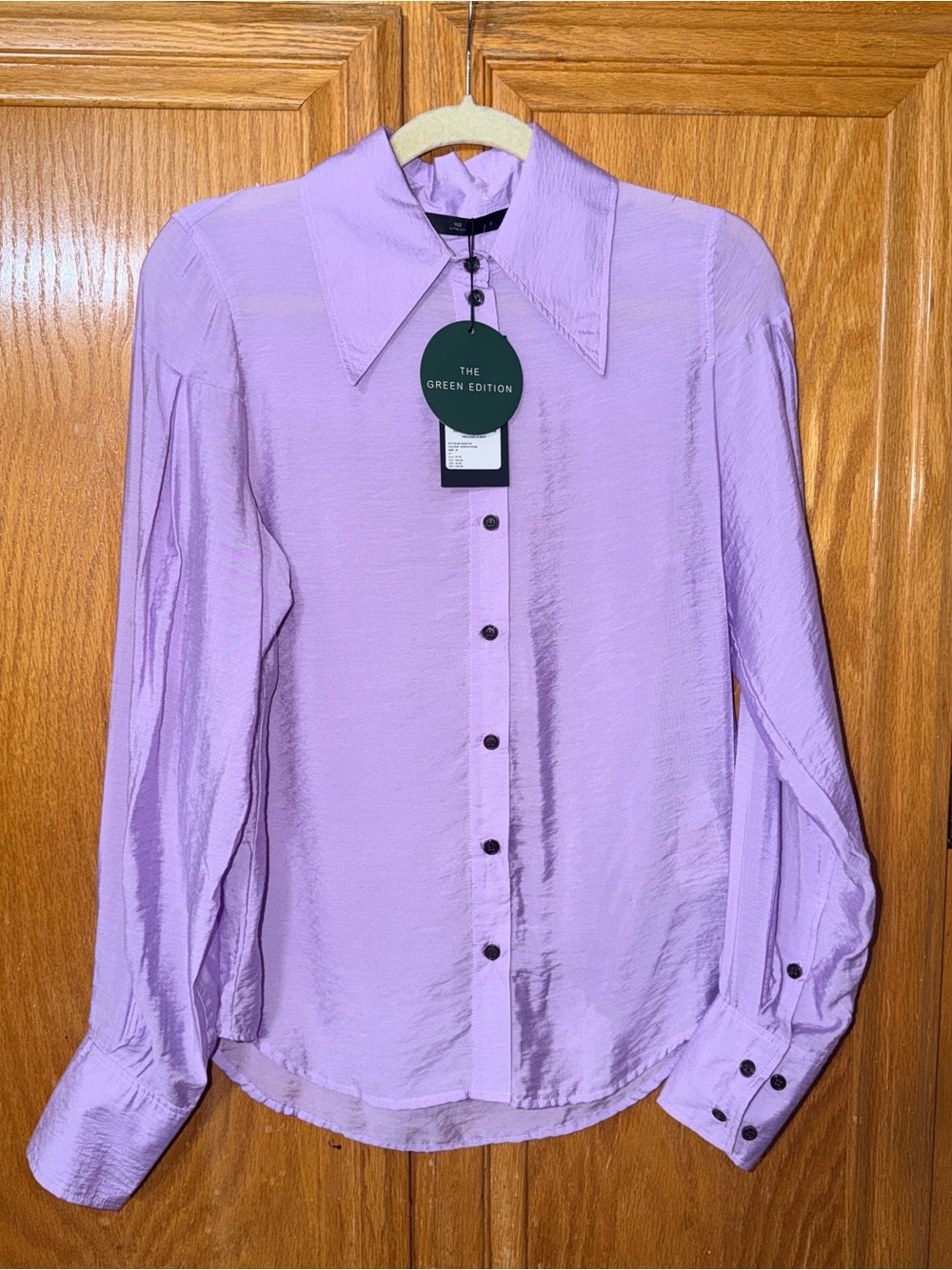 White House black market light purple button-down shirt sz M for women
